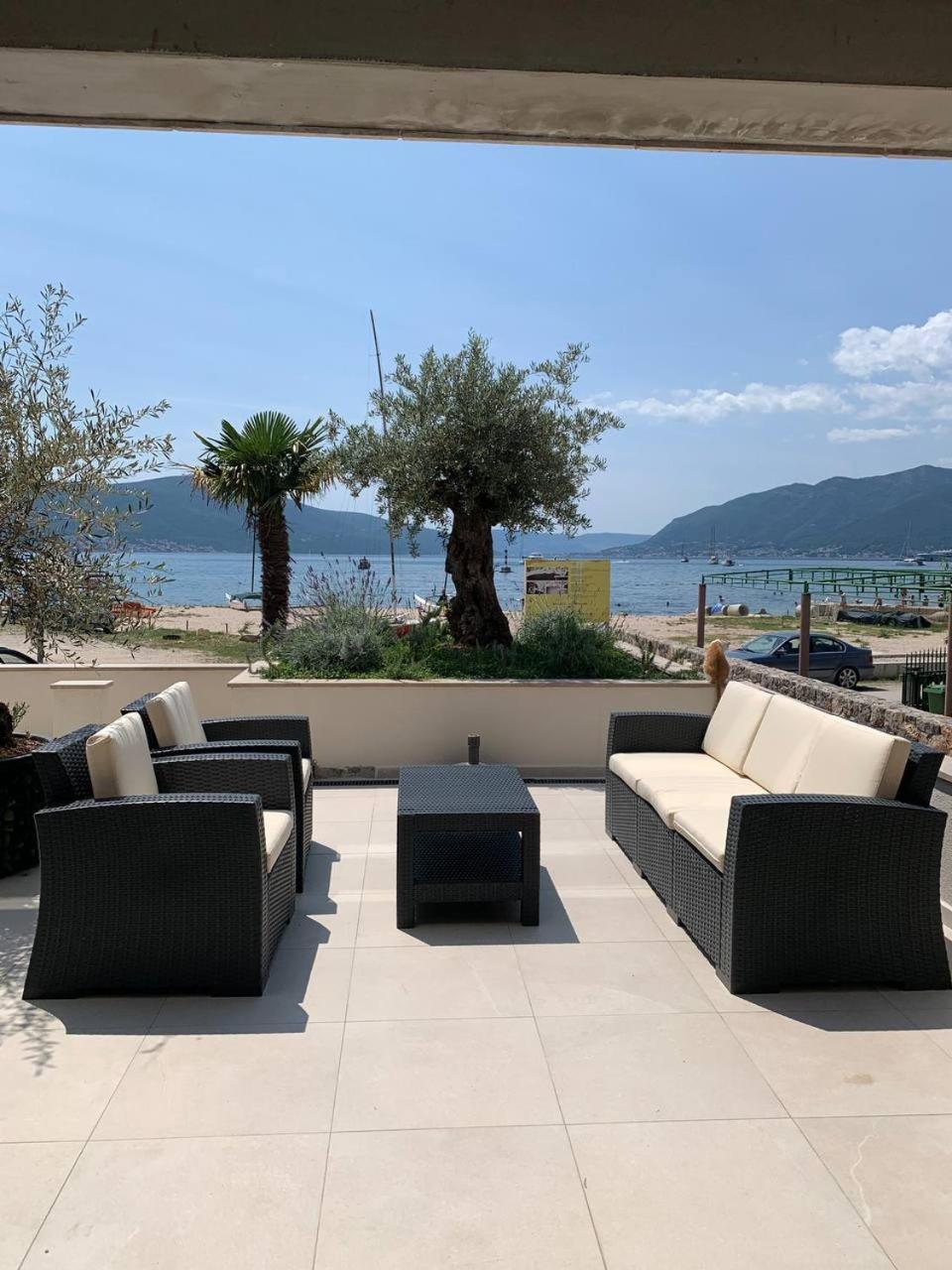 Apartamento Boka Di Mare Tivat Habitación foto